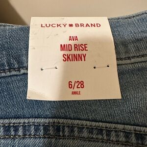 Lucky Brand Ava Mid Rise Skinny Jeans in Light Blue
